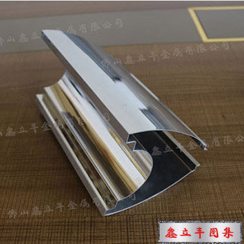 镜面不锈钢定制线条装饰造型