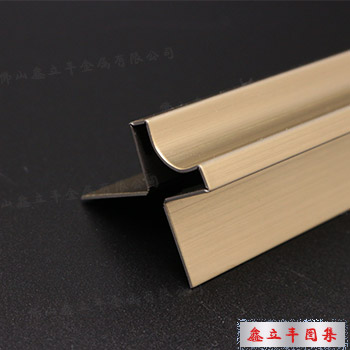 拉丝玫瑰金不锈钢定制异形装饰门套